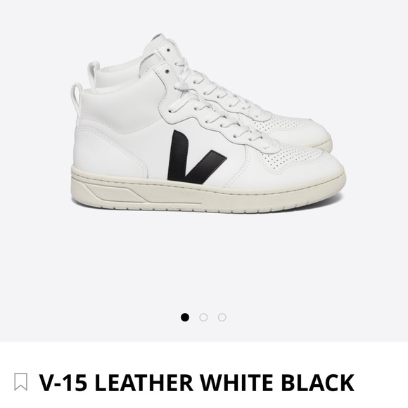 Veja V-15 LEATHER WHITE BLACK (previous version) - Picture 1 of 9